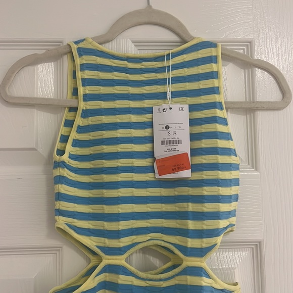 Bershka Blue & Yellow Striped Cutout Mini Dress - Picture 3 of 3